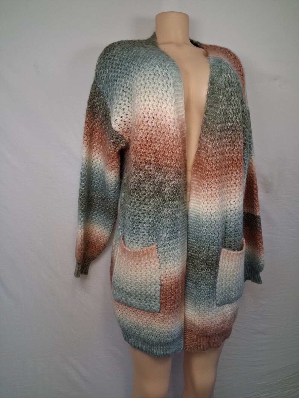 ADORA Multicolor Gradient Bouclé Open-Front Cardigan - Picture 8 of 15